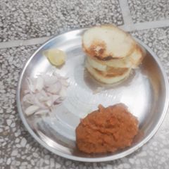 A picture of Pav bhaji.