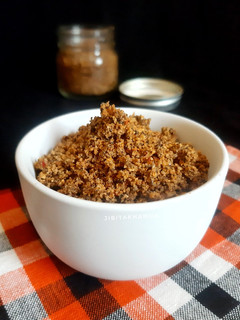 A picture of Mixed Seeds Powder Chutney (with Karela, Tarbuz, Kaddu Ka Beej).