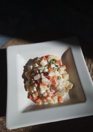 Una foto de Ensalada rusa y mayonesa casera