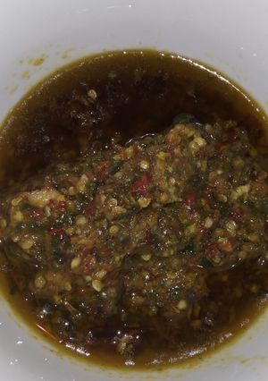 Foto resep Sambal cabai hijau Vs cabai rawit oren