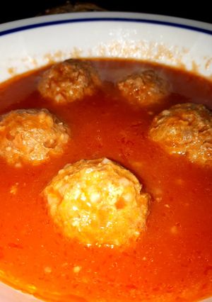 Igazi menzás paradicsomos húsgombóc 🍅 recept fotója