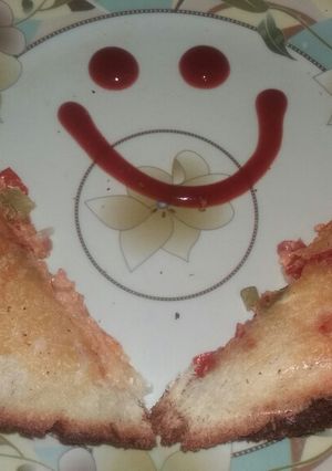 A picture of Mayonnaise Sandwich.