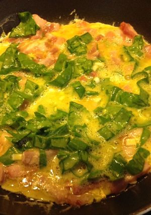 Une photo de Omelette à l'oseille et à l'aillet