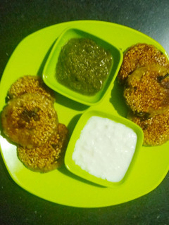 ફરાળી કટલેસ (Farali Cutlet Recipe In Gujarati) રેસીપી મુખ્ય ફોટો