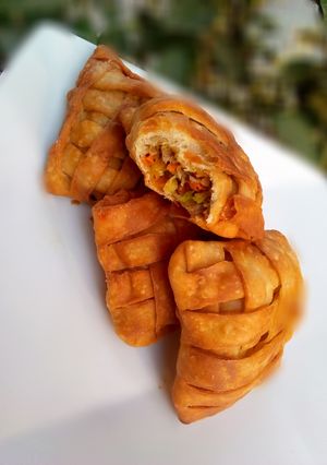 A picture of Mat samosa.