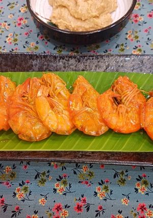 Hình của món Tôm lột rim mắm.