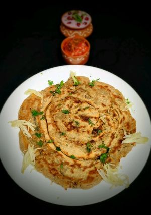 A picture of Aloo Lachha Paratha Panjabi Style.