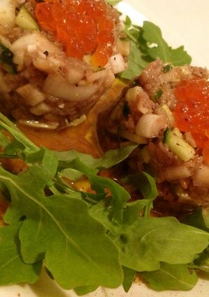 A picture of Tuna Tartare.