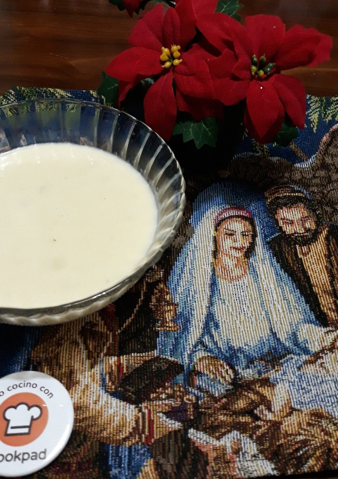 Una foto de Crema de poro y papa