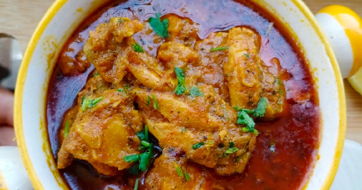 Coconut Chicken Curry Recipe By Mamta Shahu