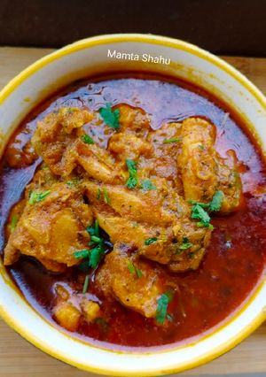 नारियल वाली चिकन करी(Nariyal wali chicken curry recipe in hindi) रेसिपी मुख्य फोटो