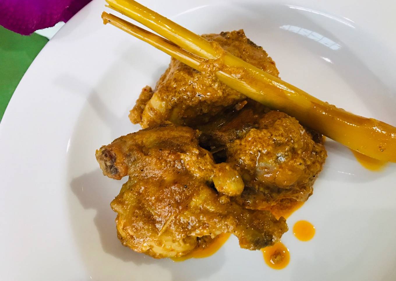 Kalio Ayam Gurih Istimewa khas Padang