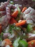 Slow Cooker: Chicken, Carrot, Celery. 3C's😌