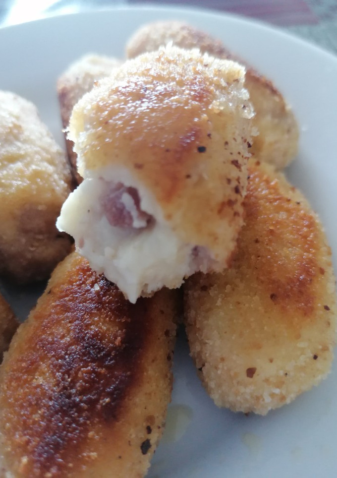 Una foto de 59. Croquetas de jamón y huevo / Thermomix