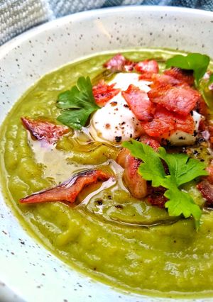 A picture of Broccoli & Asparagus Soup.