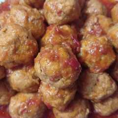 🧆كويرات الدجاج🍗 مع صوص حمراء🥫-レシピのメイン写真