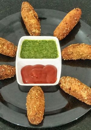 કેરટ‌ બુલેટસ (Carrot Bullets Recipe In Gujarati) રેસીપી મુખ્ય ફોટો