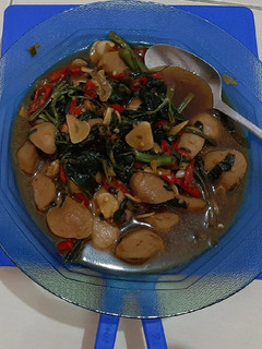 Foto resep Tumis Kangkung Bakso