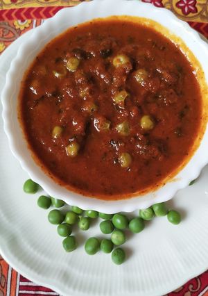 A picture of Green peas masala.