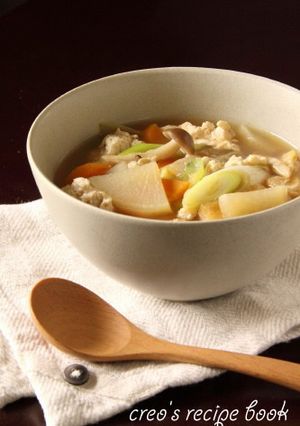 A picture of Easy Kenchinjiru-Style Soup.