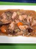 Pollo en salsa con setas