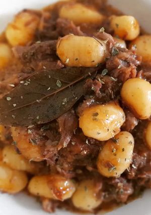 Foto principal de Gnocchi con ragú de carrilleras al Oporto