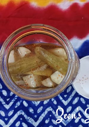 A picture of Mukhalal or Arabic Pickled Cucumbers.