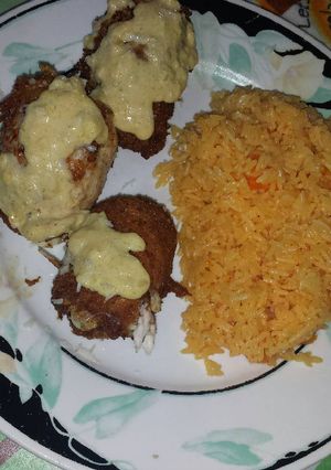 Una foto de Pechuga rellena de jamón y queso