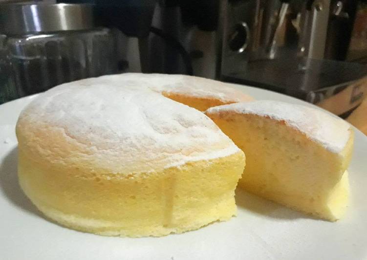 Bagaimana Menyiapkan Cotton-soft Japanese cheesecake (cheese cake) Anti Gagal