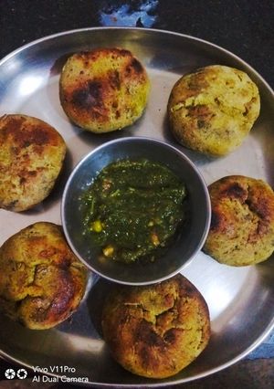 A picture of Matar Baati.