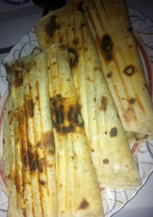 A picture of Chicken Shawarma and Tortilla Bread.