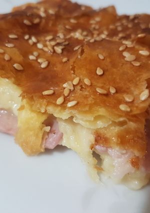 Φωτογραφία της συνταγής Ζαμπονοτυρόπιτα σπέσιαλ!