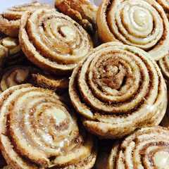 A picture of Rolls de canela.