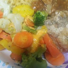 Cheddar Cheese with Mixed Veggies A picture of Cheddar Cheese with Mixed Veggies.