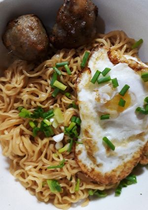 Hình của món Mì Trộn Khô (siêu đơn giản).