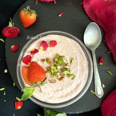 A picture of Strawberry Rose Shrikhand.