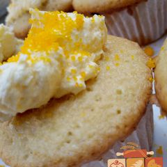 A picture of Chiffon cupcakes.