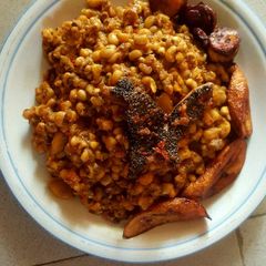 A picture of Beans and plantain.