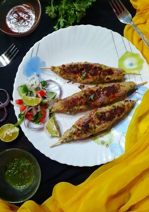আওয়াধি স্টাইল কলিফ্লাওয়ার গিলাফি কাবাব (Awadhi style cauliflower gilafi kabab recipe in Bengali) রেসিপির প্রধান ছবি
