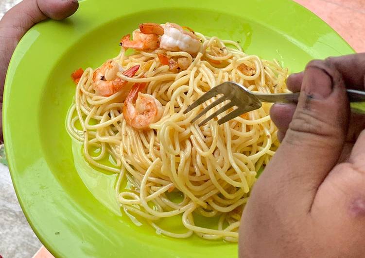 Resep Shrimp Spaghetti Aglio e Olio Anti Gagal