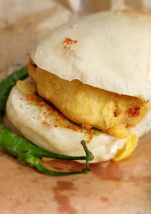 A picture of Vada pav.