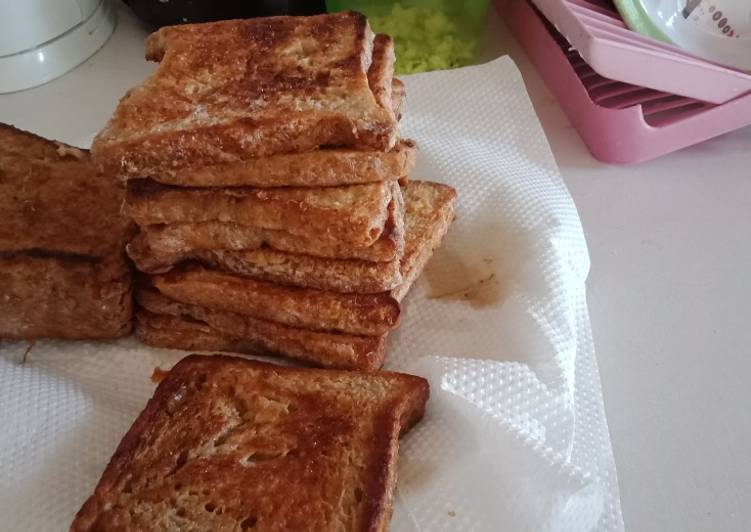 Recipe of Favorite French toast/toast mayai