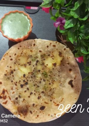 A picture of Matar Aloo Parathas.