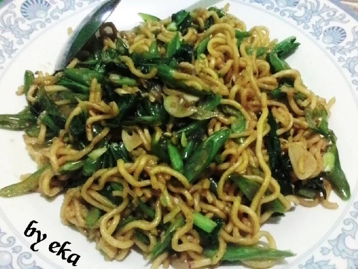 Langkah Mudah untuk Membikin Resep Mie goreng ijo-ijo yang Enak Banget Anti Ribet, Bisa Manjain Lidah