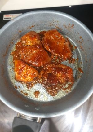 Hình của món Thịt khìa nước dừa.