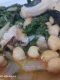 Acelgas, garbanzos y bacalao Skrei