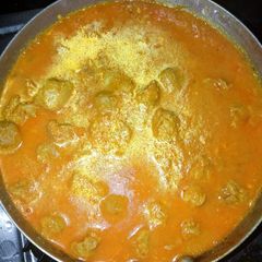 A picture of Soyabean curry.