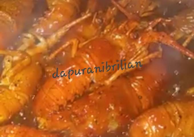 Kepiting saos padang mix lada hitam