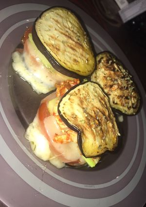 Una foto de Montadito de berenjena 🍆
