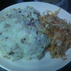 A picture of Mokimo with steamed cabbage.